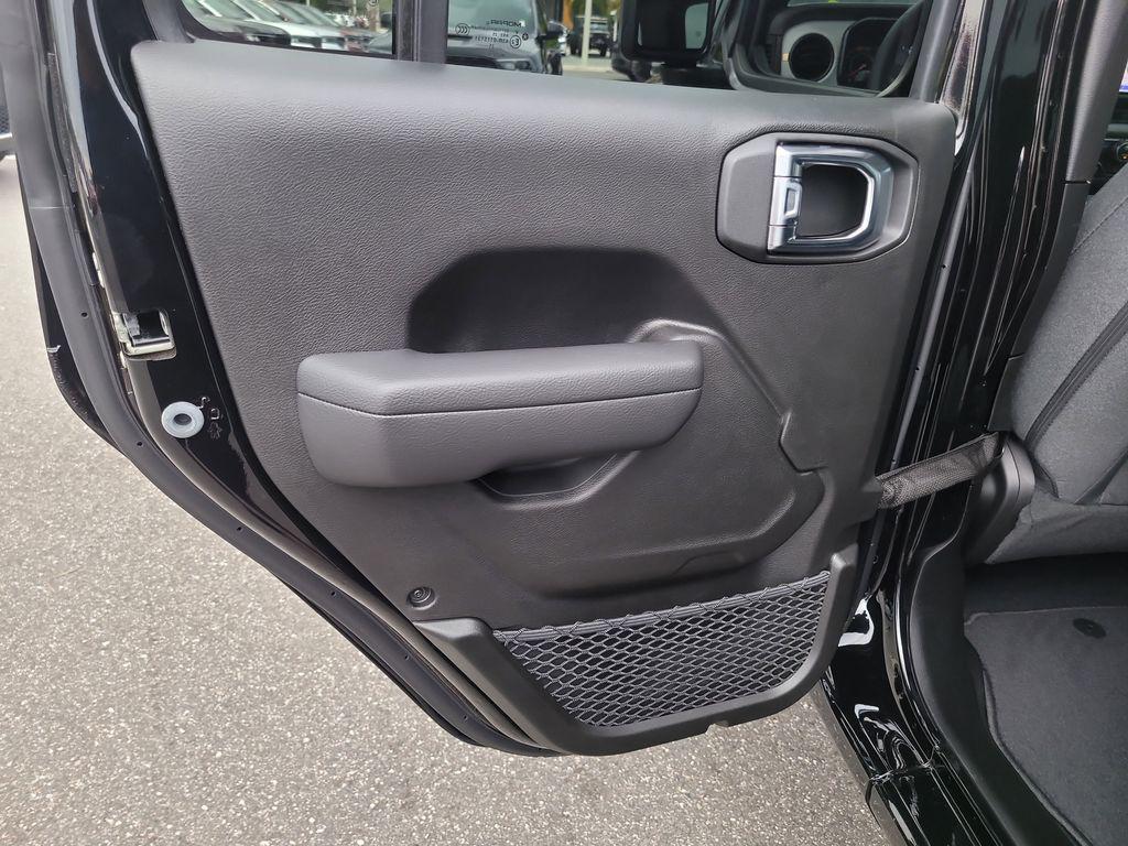 new 2025 Jeep Wrangler car, priced at $49,180