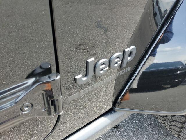 used 2024 Jeep Gladiator car, priced at $39,976