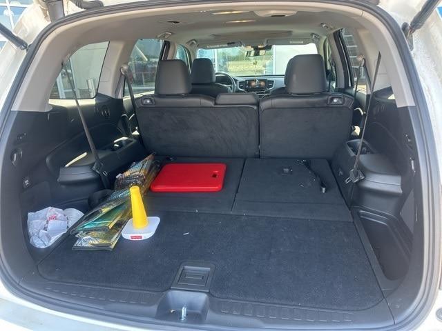 used 2021 Honda Pilot car, priced at $29,609