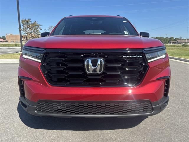 new 2025 Honda Pilot car, priced at $55,399