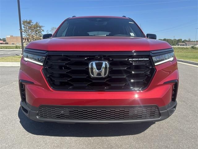new 2025 Honda Pilot car, priced at $55,399