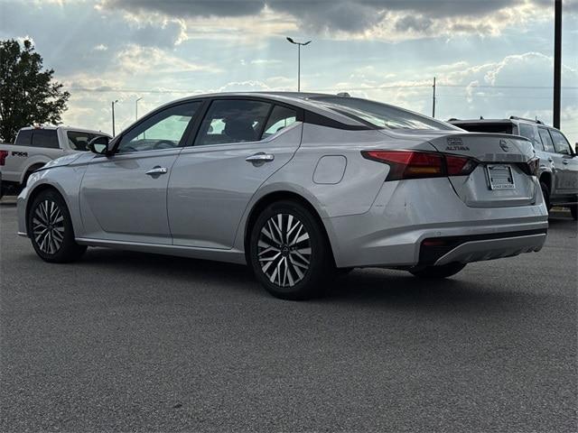 used 2024 Nissan Altima car, priced at $22,088