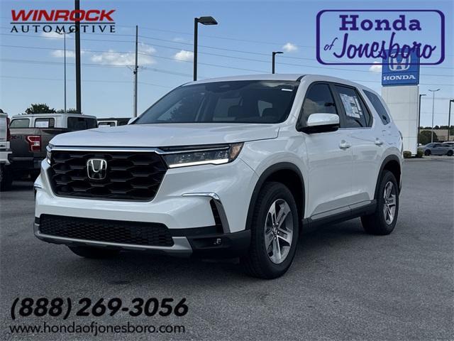 new 2025 Honda Pilot car, priced at $46,555