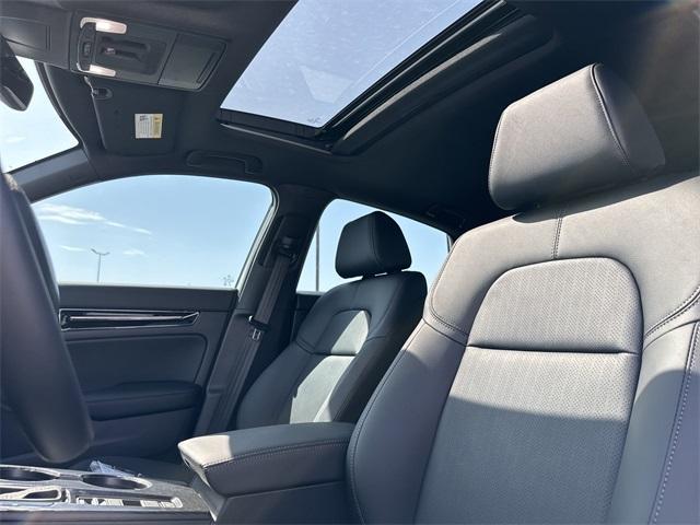 new 2025 Honda Civic Hybrid car, priced at $34,060