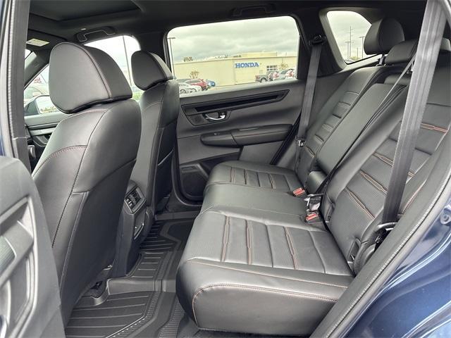 new 2026 Honda CR-V Hybrid car, priced at $39,372