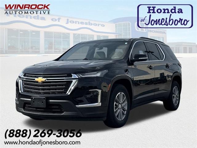 used 2023 Chevrolet Traverse car, priced at $31,610