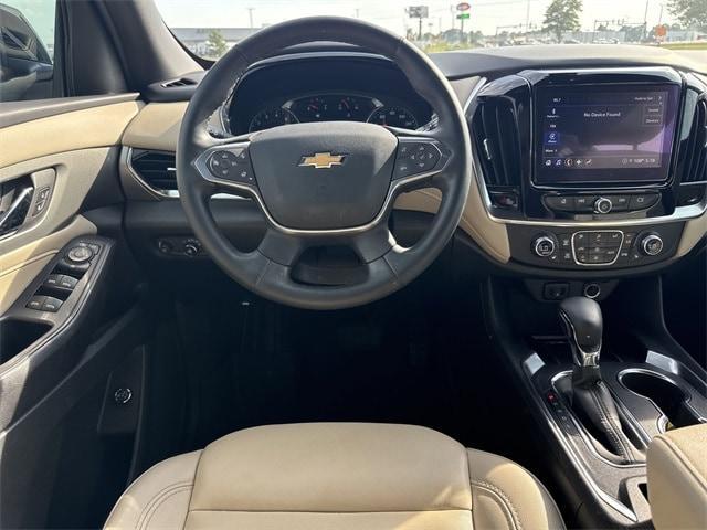 used 2023 Chevrolet Traverse car, priced at $31,610