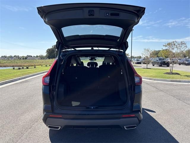 new 2026 Honda CR-V Hybrid car, priced at $42,772