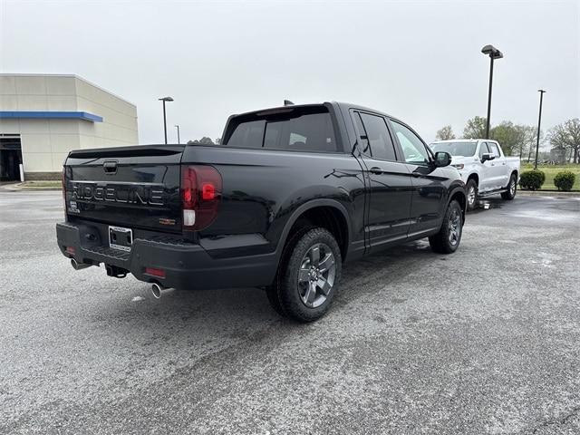 new 2025 Honda Ridgeline car, priced at $44,393