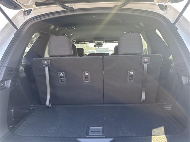 new 2025 Honda Pilot car, priced at $42,750