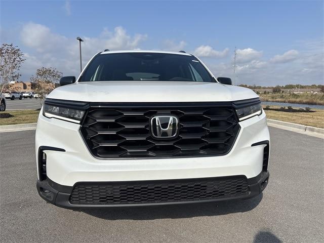 new 2025 Honda Pilot car, priced at $42,750