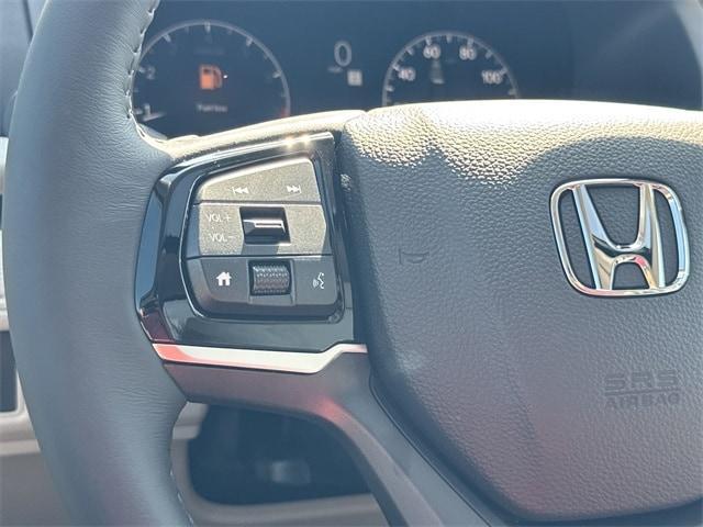 new 2025 Honda Odyssey car, priced at $43,243