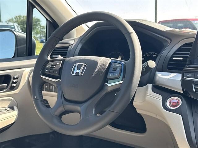 new 2025 Honda Odyssey car, priced at $43,243