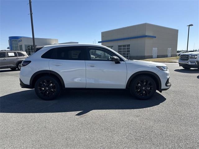 new 2025 Honda HR-V car, priced at $30,233