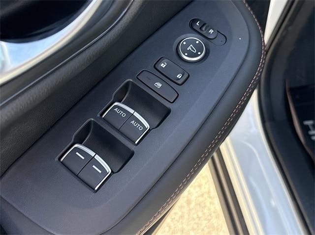 new 2025 Honda HR-V car, priced at $30,233