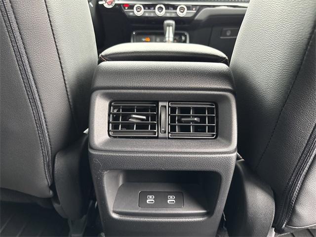 new 2026 Honda CR-V Hybrid car, priced at $43,272