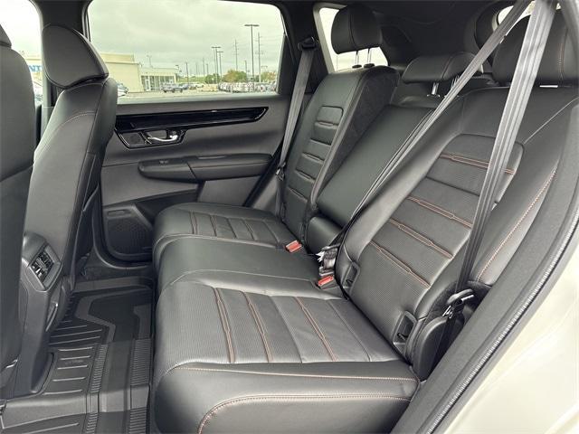 new 2026 Honda CR-V Hybrid car, priced at $43,272