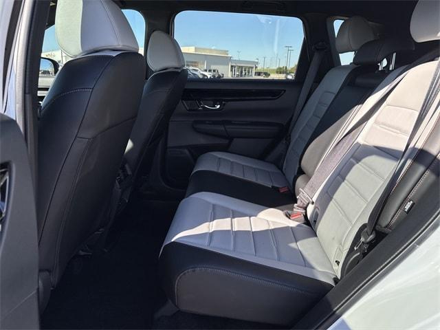 new 2026 Honda CR-V Hybrid car, priced at $43,272