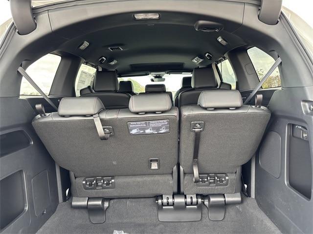 new 2026 Honda Odyssey car, priced at $45,845