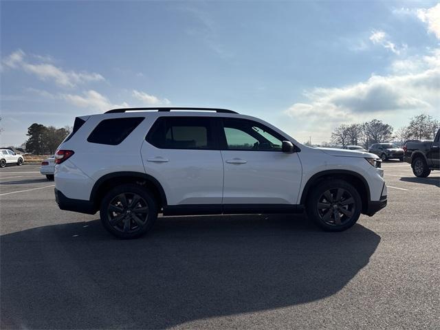 new 2025 Honda Pilot car, priced at $42,750