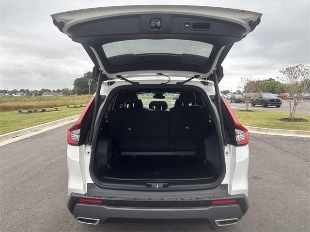 new 2026 Honda CR-V Hybrid car, priced at $39,764