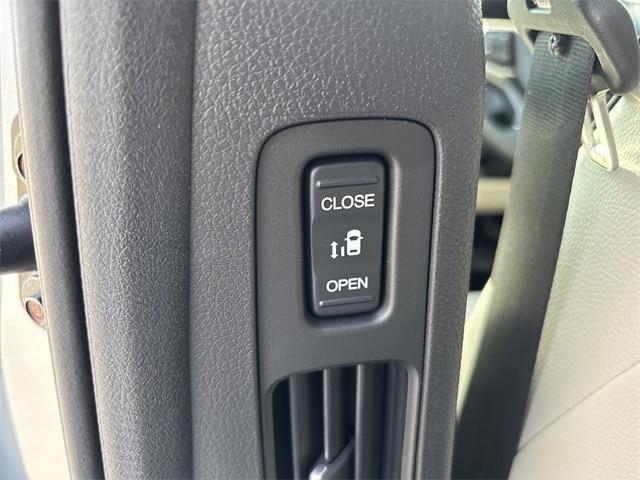 new 2026 Honda Odyssey car, priced at $48,990