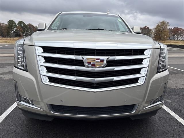 used 2016 Cadillac Escalade ESV car, priced at $22,720