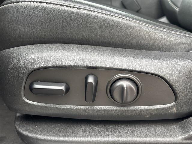 used 2023 GMC Acadia car, priced at $25,578