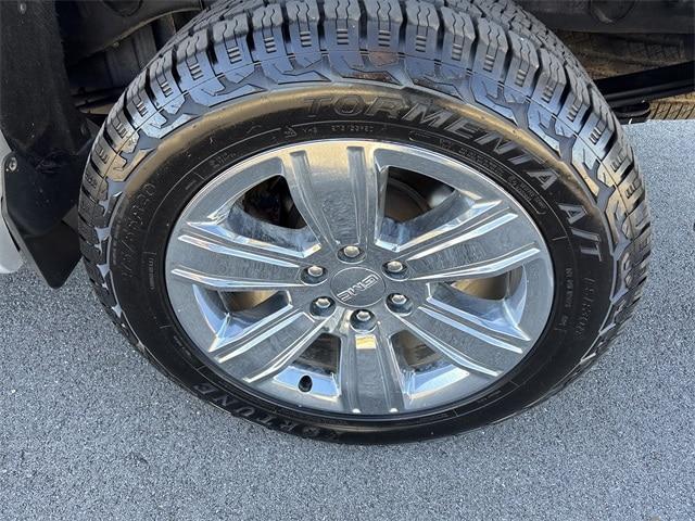 used 2017 GMC Sierra 1500 car, priced at $29,594