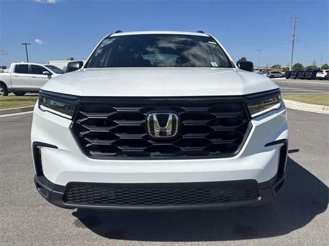 new 2025 Honda Pilot car, priced at $43,365