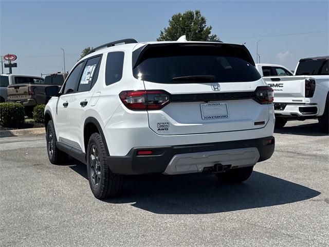 new 2025 Honda Pilot car, priced at $50,323