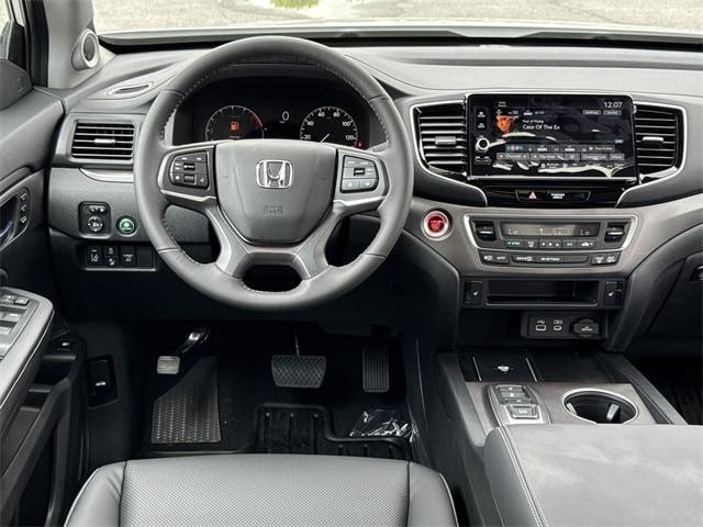 new 2025 Honda Ridgeline car, priced at $42,977