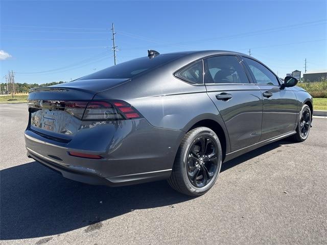 new 2025 Honda Accord car, priced at $30,374