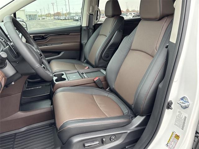 new 2026 Honda Odyssey car, priced at $53,645