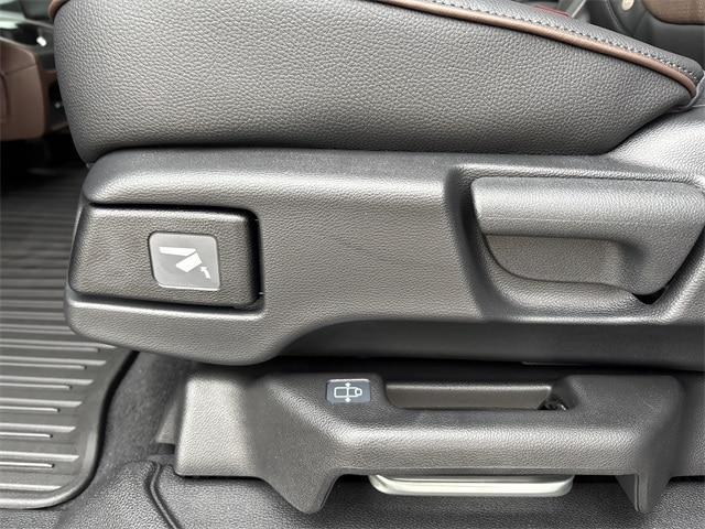 new 2026 Honda Odyssey car, priced at $53,645