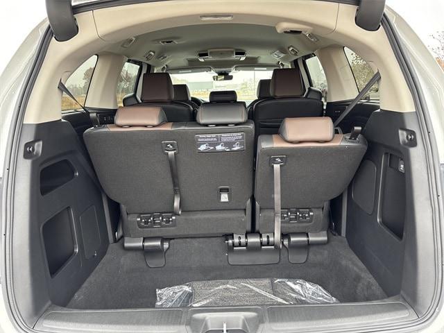 new 2026 Honda Odyssey car, priced at $53,645