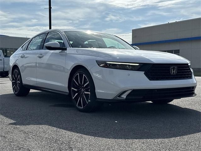 new 2025 Honda Accord Hybrid car, priced at $38,152
