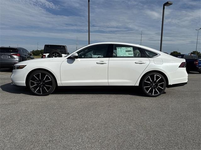new 2025 Honda Accord Hybrid car, priced at $38,152