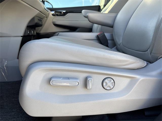 used 2024 Honda Odyssey car, priced at $38,247