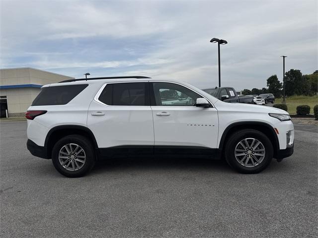 used 2022 Chevrolet Traverse car, priced at $23,510