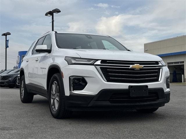 used 2022 Chevrolet Traverse car, priced at $23,510