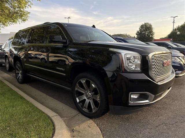 used 2017 GMC Yukon XL car, priced at $25,897
