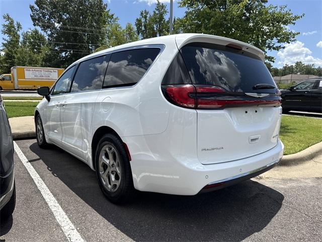 used 2024 Chrysler Pacifica car, priced at $36,722