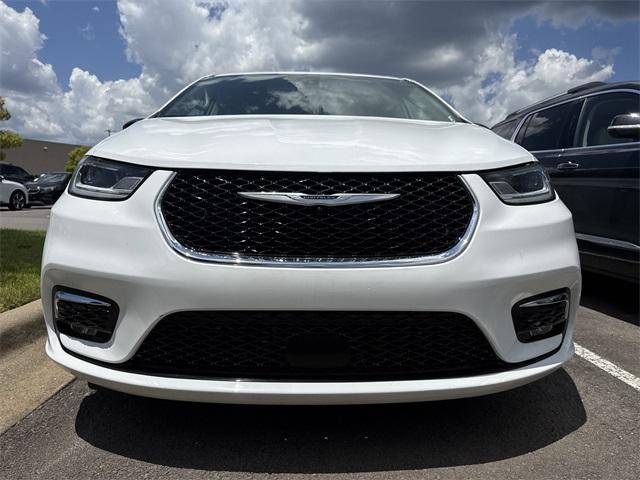 used 2024 Chrysler Pacifica car, priced at $36,722