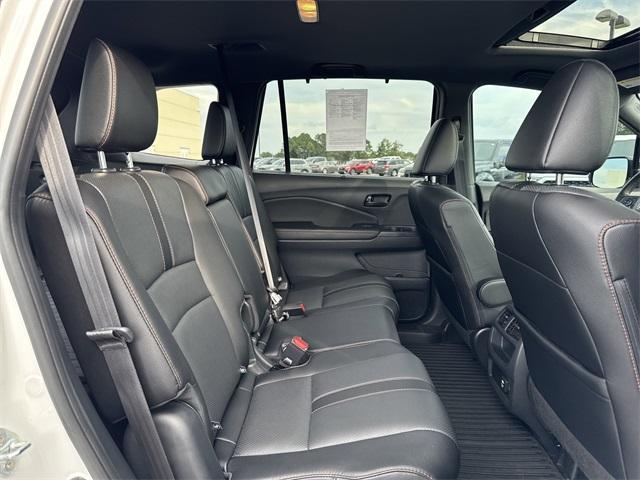 used 2023 Honda Passport car, priced at $31,476