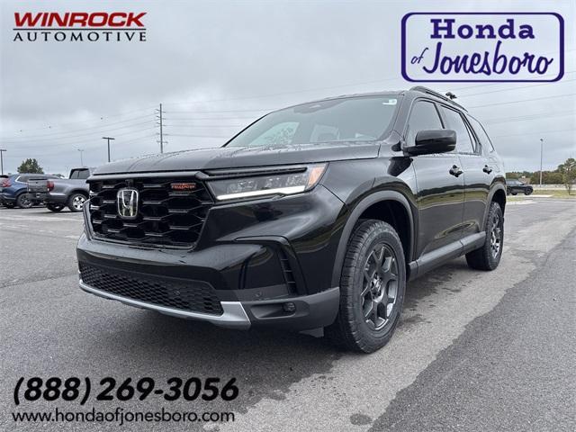 new 2025 Honda Pilot car, priced at $49,877