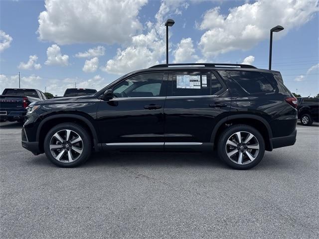 new 2025 Honda Pilot car, priced at $53,439