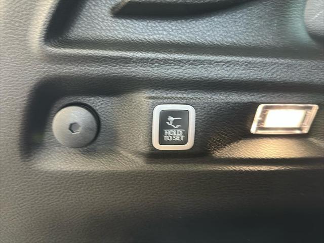 new 2025 Jeep Grand Cherokee L car