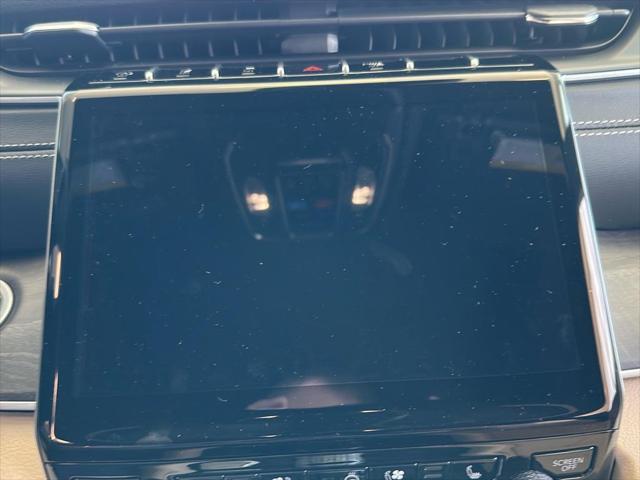 new 2025 Jeep Grand Cherokee L car