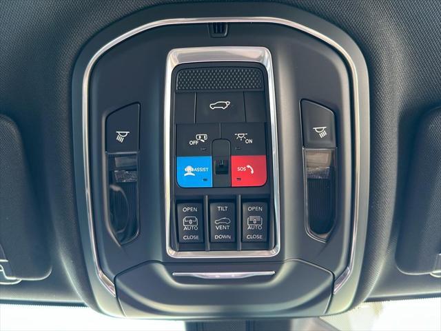 new 2025 Jeep Grand Cherokee L car